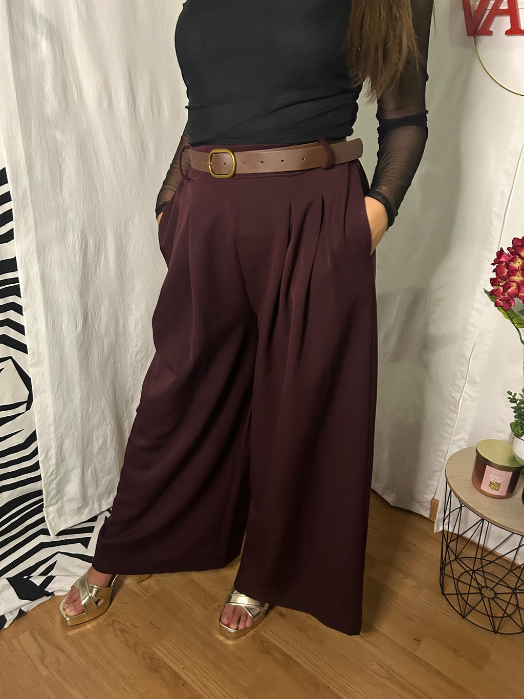 Pantalón pata ancha + cinturón