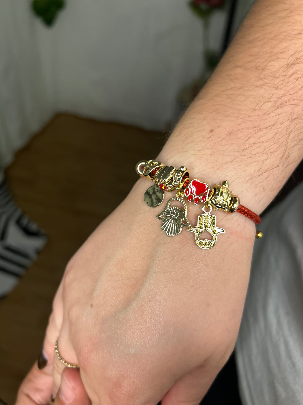 Pulsera cuerda abalorios