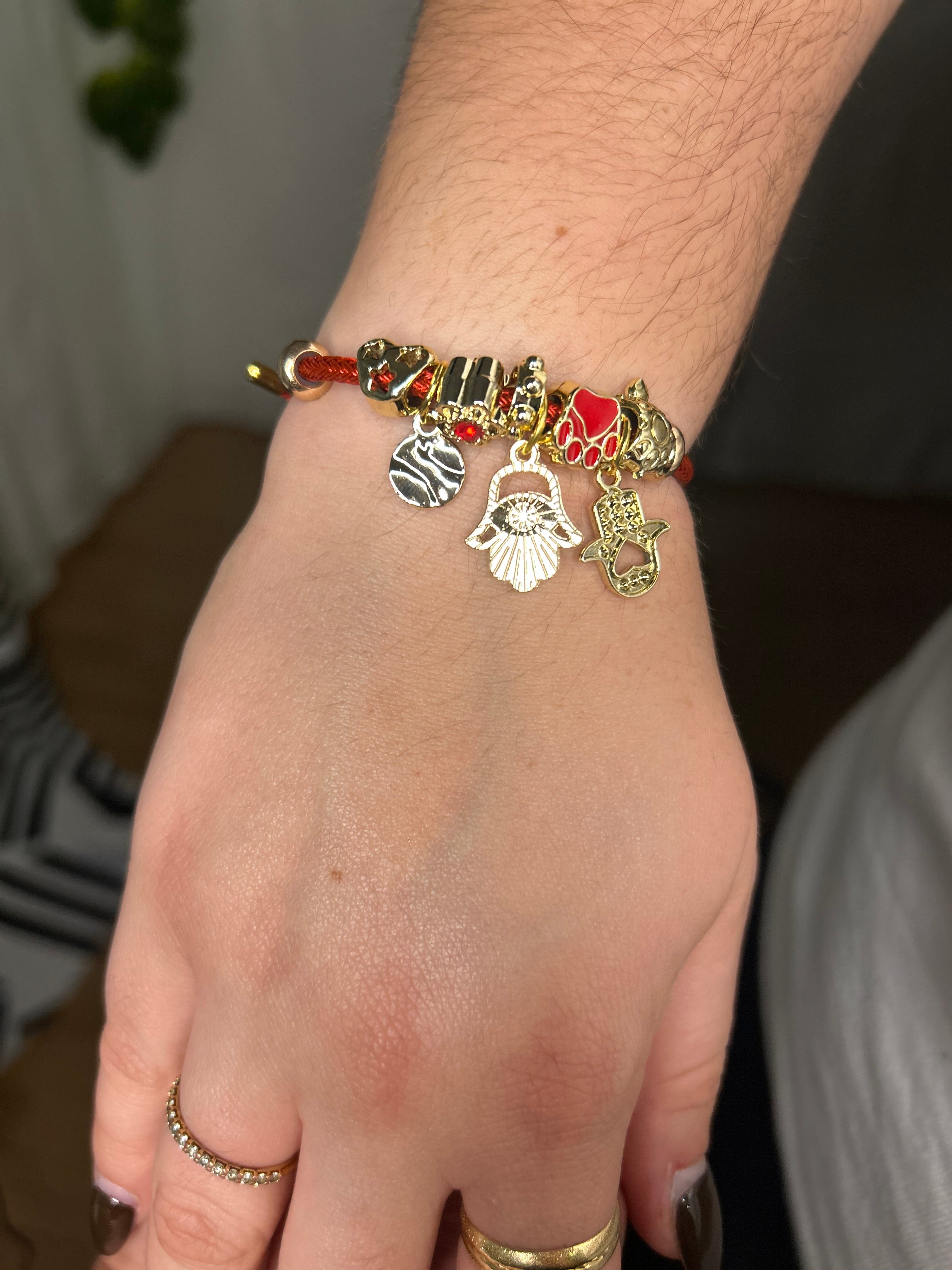 Pulsera cuerda abalorios