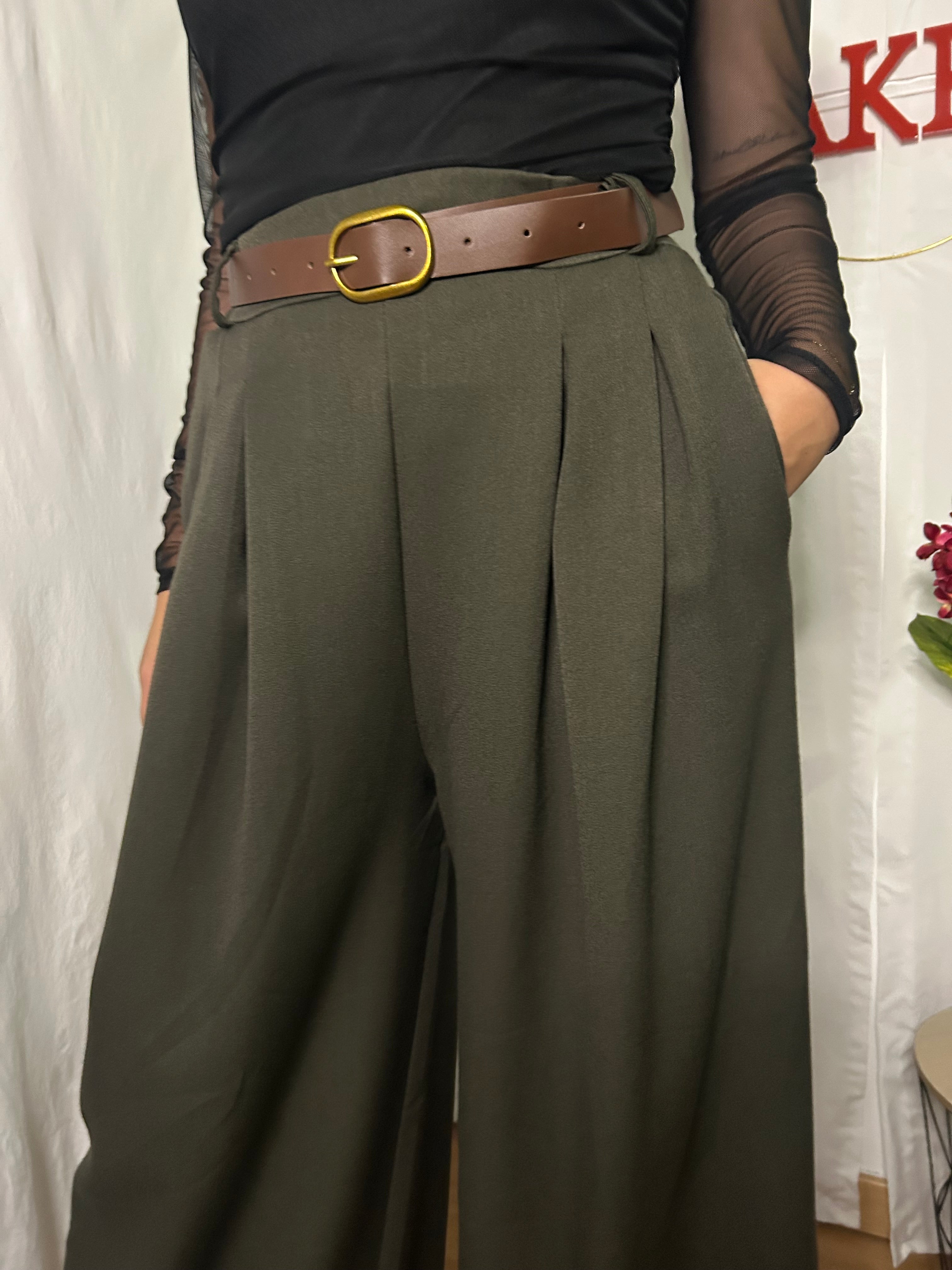 Pantalón pata ancha + cinturón