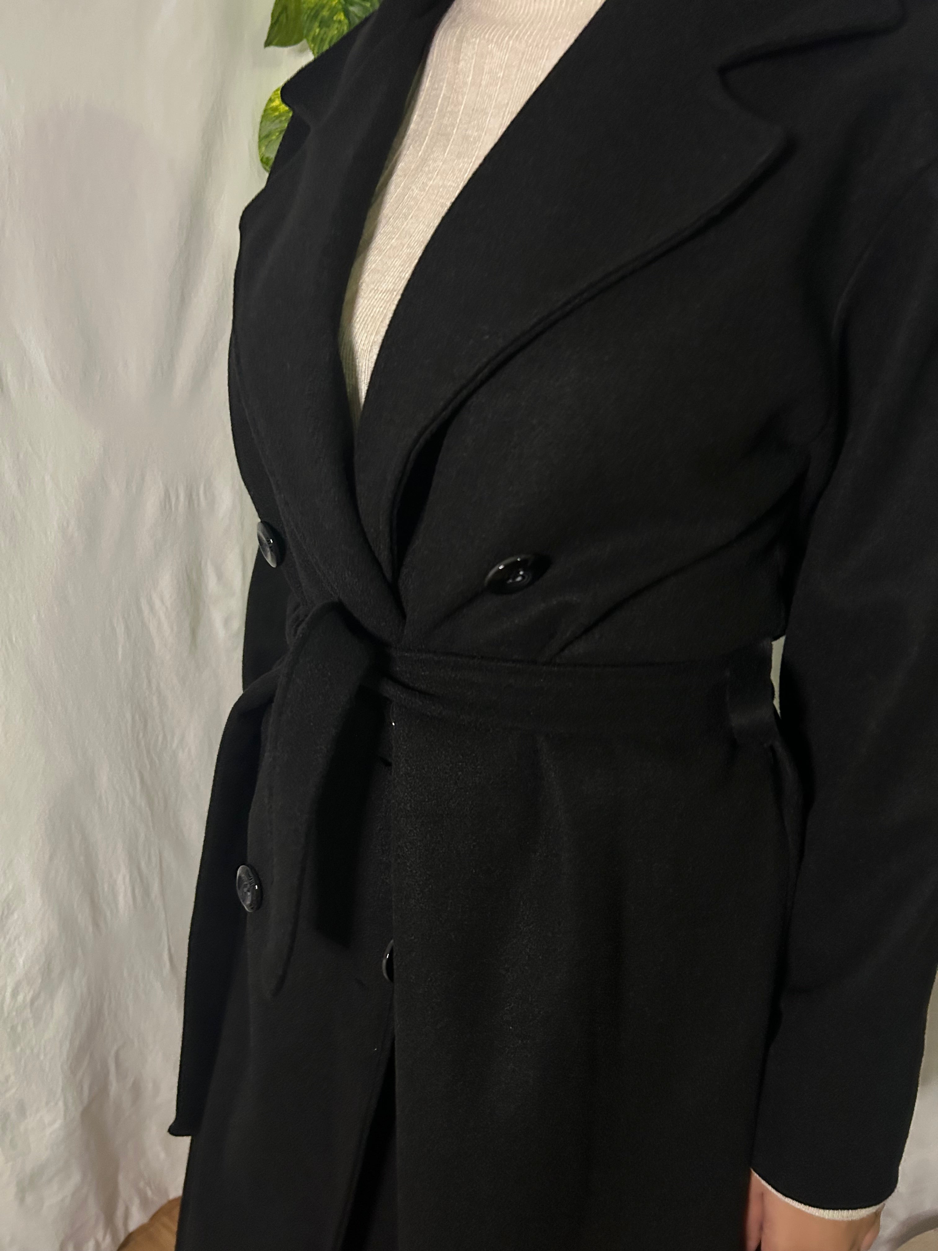 Abrigo de paño largo