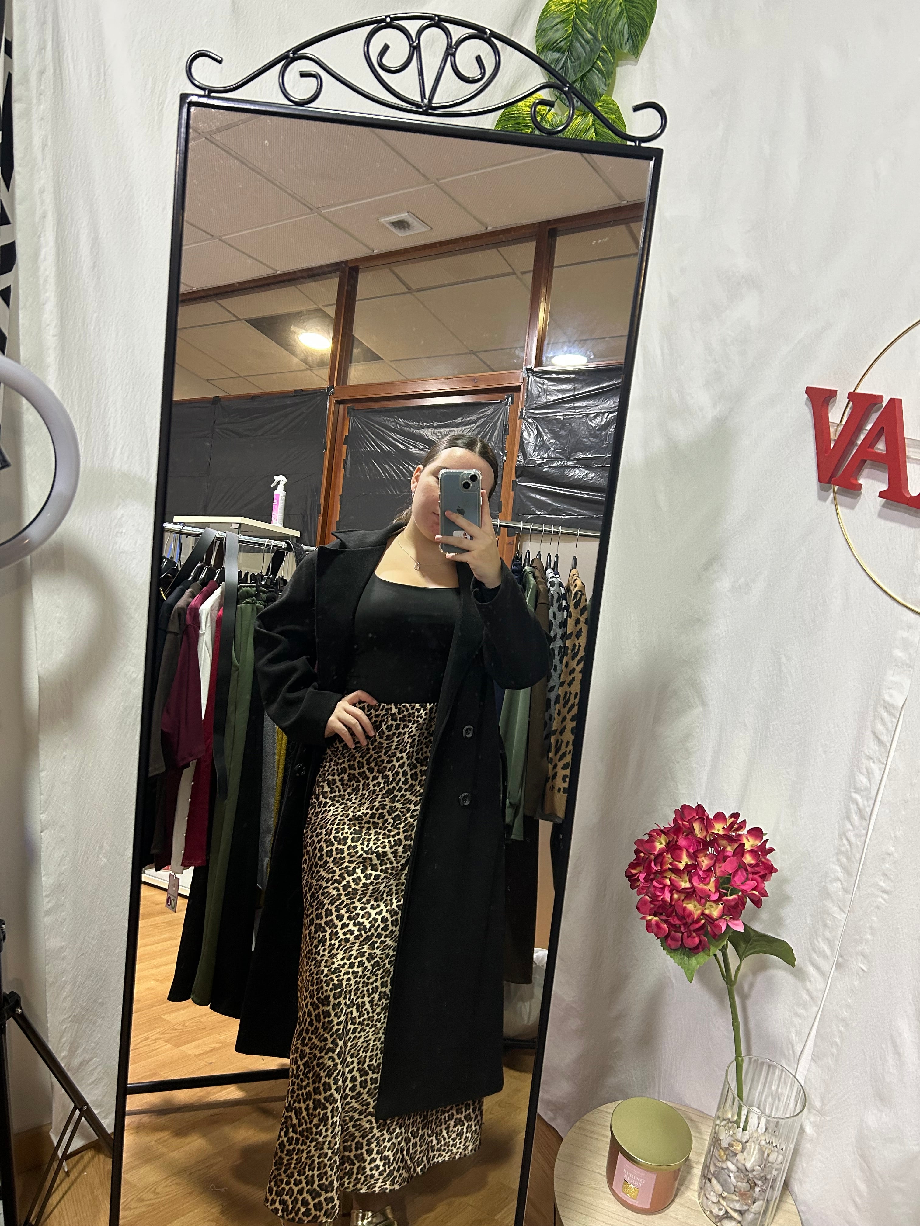 Falda satinada leopardo