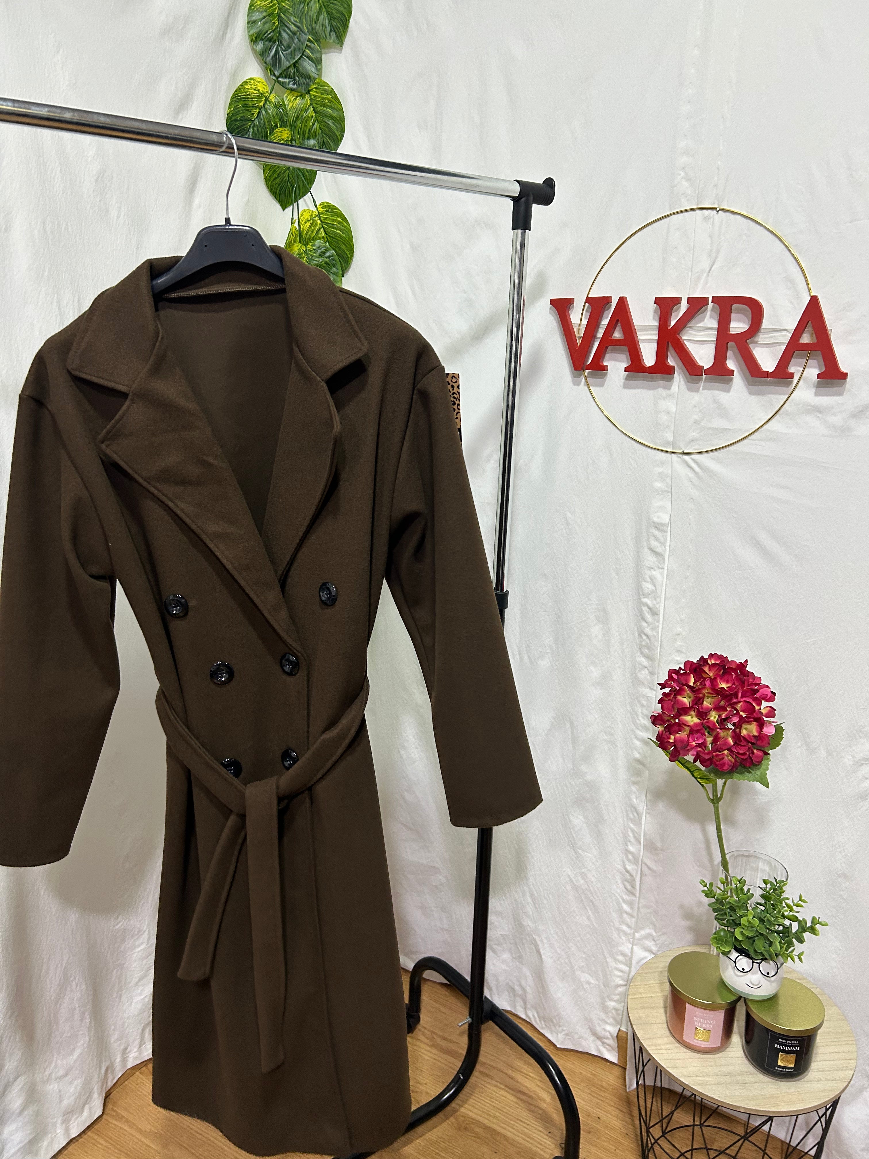 Abrigo de paño largo