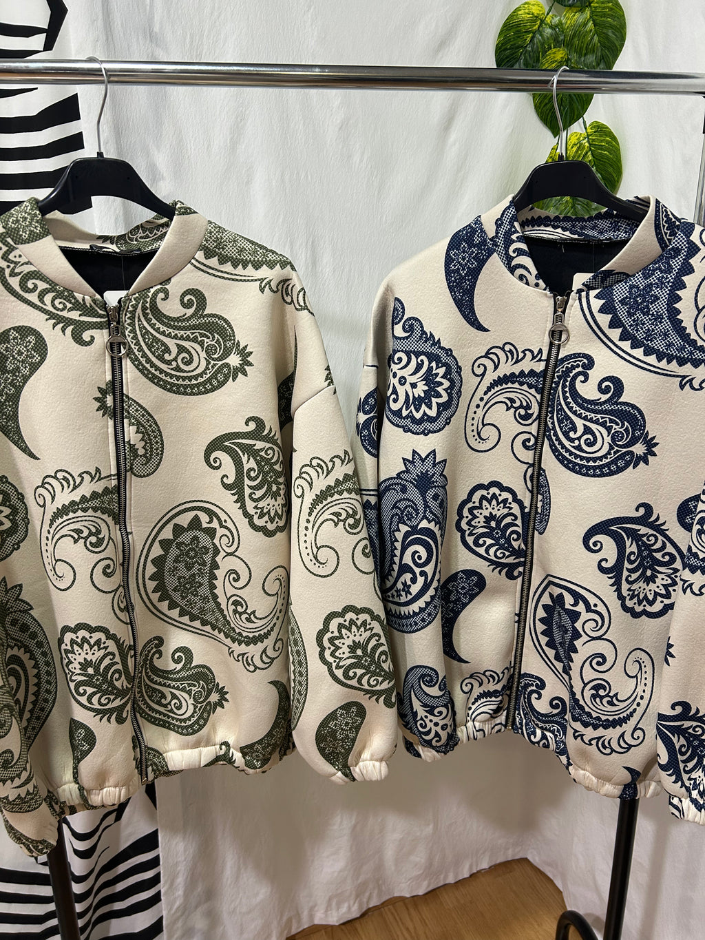 Chaqueta Neopreno Paisley